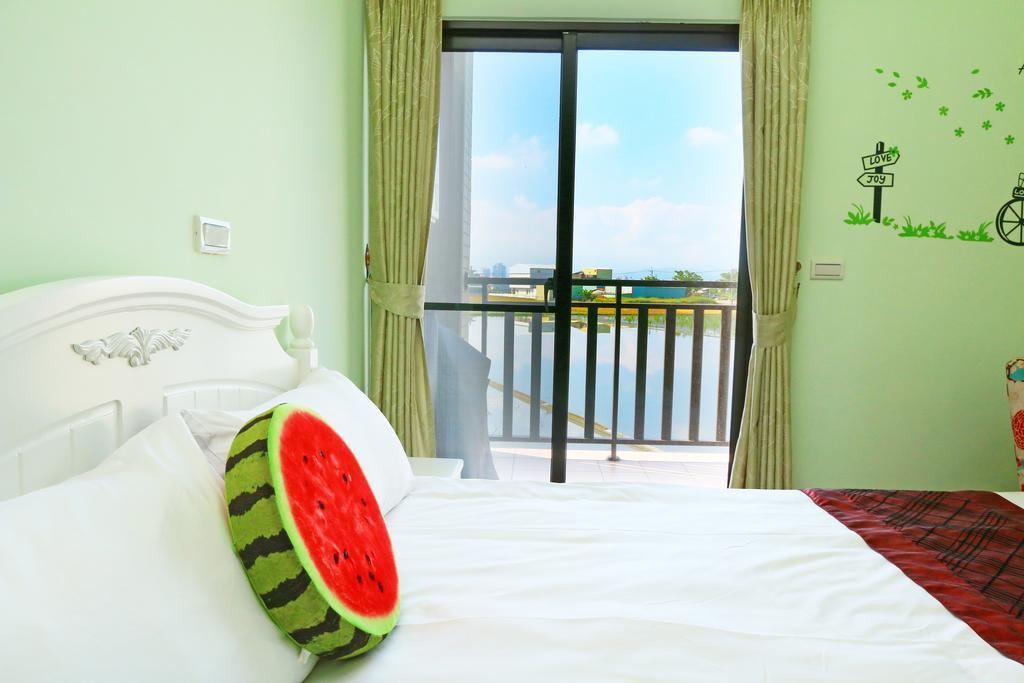 Birds Flower B&B Wujie Exterior foto
