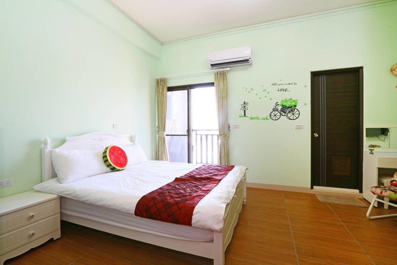 Birds Flower B&B Wujie Exterior foto